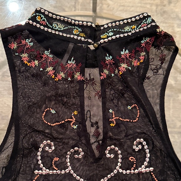 Free People Embroidered Sheer Black Sleeveless Top - Picture 4 of 4